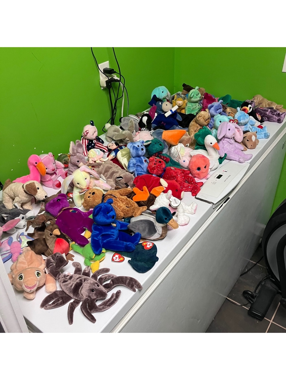 Lot of 50+ Vintage and Classic Ty Beanie Babies Plush Toys